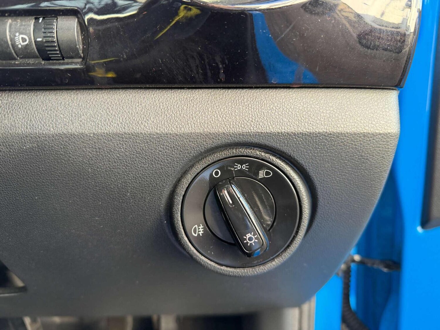 Used Volkswagen up! 2015 for sale - 77707279: Photo 15