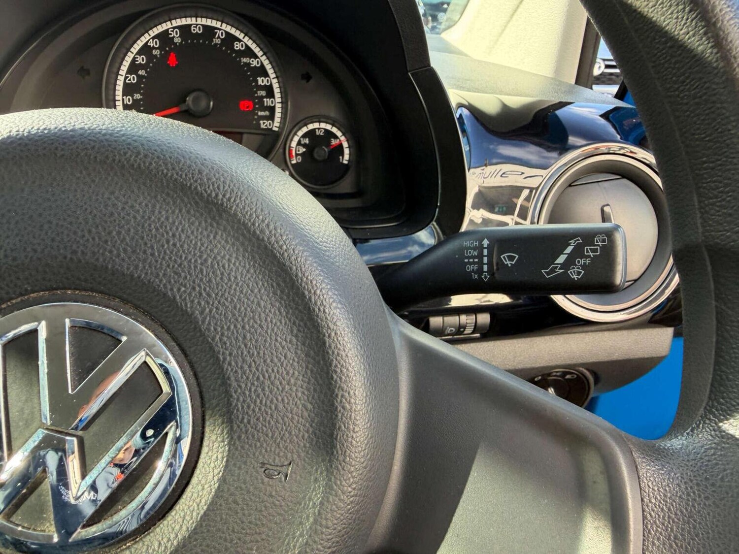 Used Volkswagen up! 2015 for sale - 77707279: Photo 6