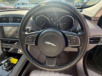 Used Jaguar F-Pace 2016 for sale - 79379094: Photo