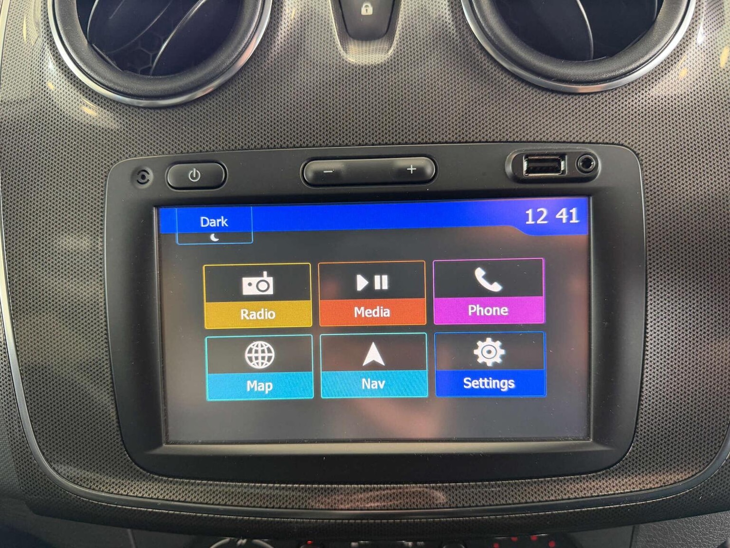 Used Dacia Sandero Stepway 2017 for sale - 78134977: Photo 13