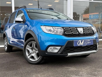 Used Dacia Sandero Stepway 2017 for sale - 78134977: Photo