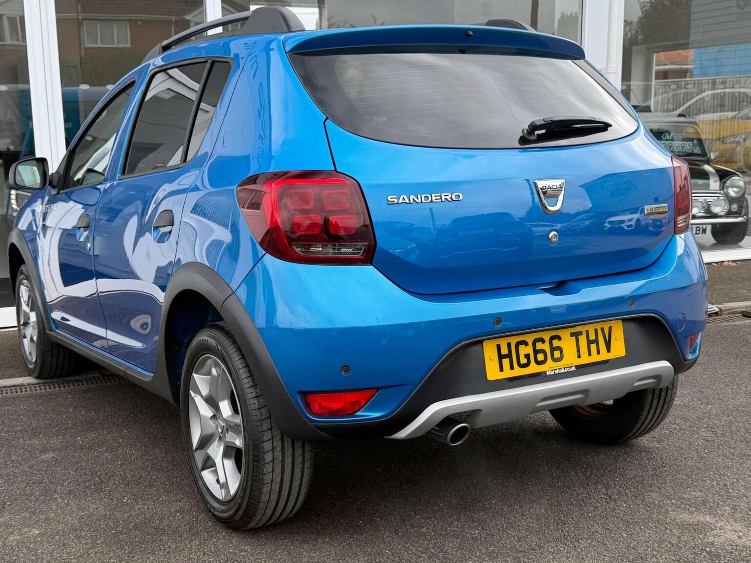 Used Dacia Sandero Stepway 2017 for sale - 78134977: Photo 2