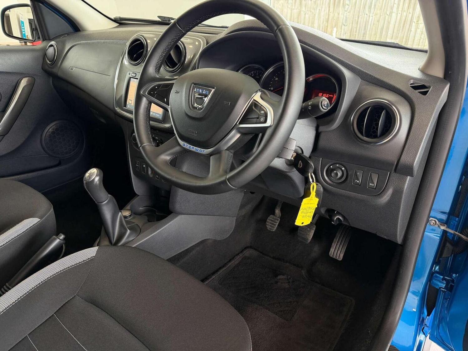 Used Dacia Sandero Stepway 2017 for sale - 78134977: Photo 3