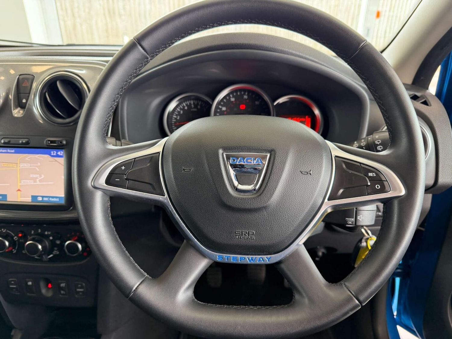 Used Dacia Sandero Stepway 2017 for sale - 78134977: Photo 4