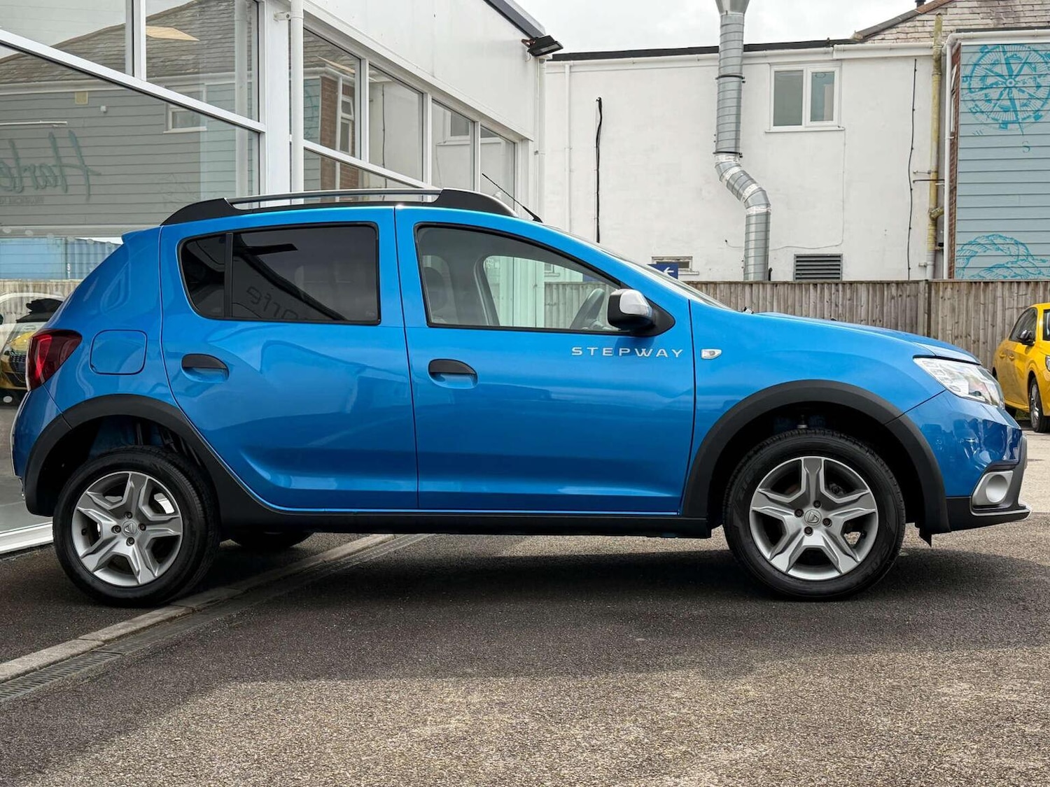 Used Dacia Sandero Stepway 2017 for sale - 78134977: Photo 40