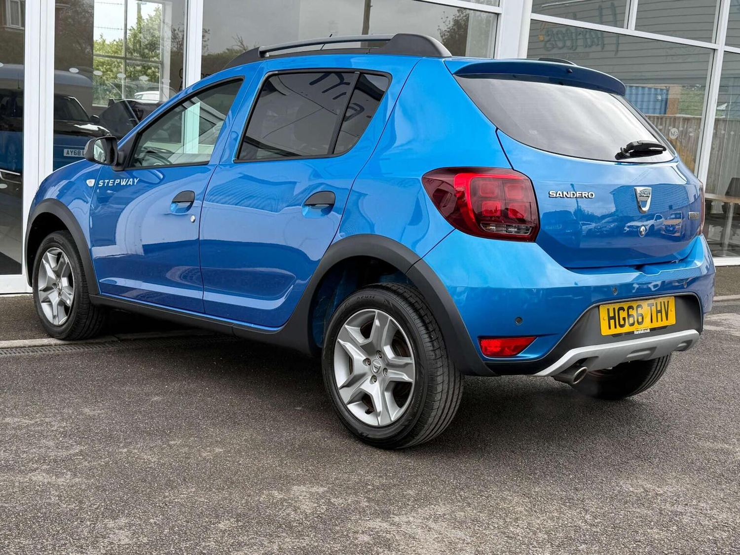 Used Dacia Sandero Stepway 2017 for sale - 78134977: Photo 42