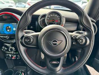 Used MINI Hatch 2018 for sale - 74796893: Photo