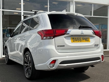 Used Mitsubishi Outlander 2016 for sale - 79531746: Photo