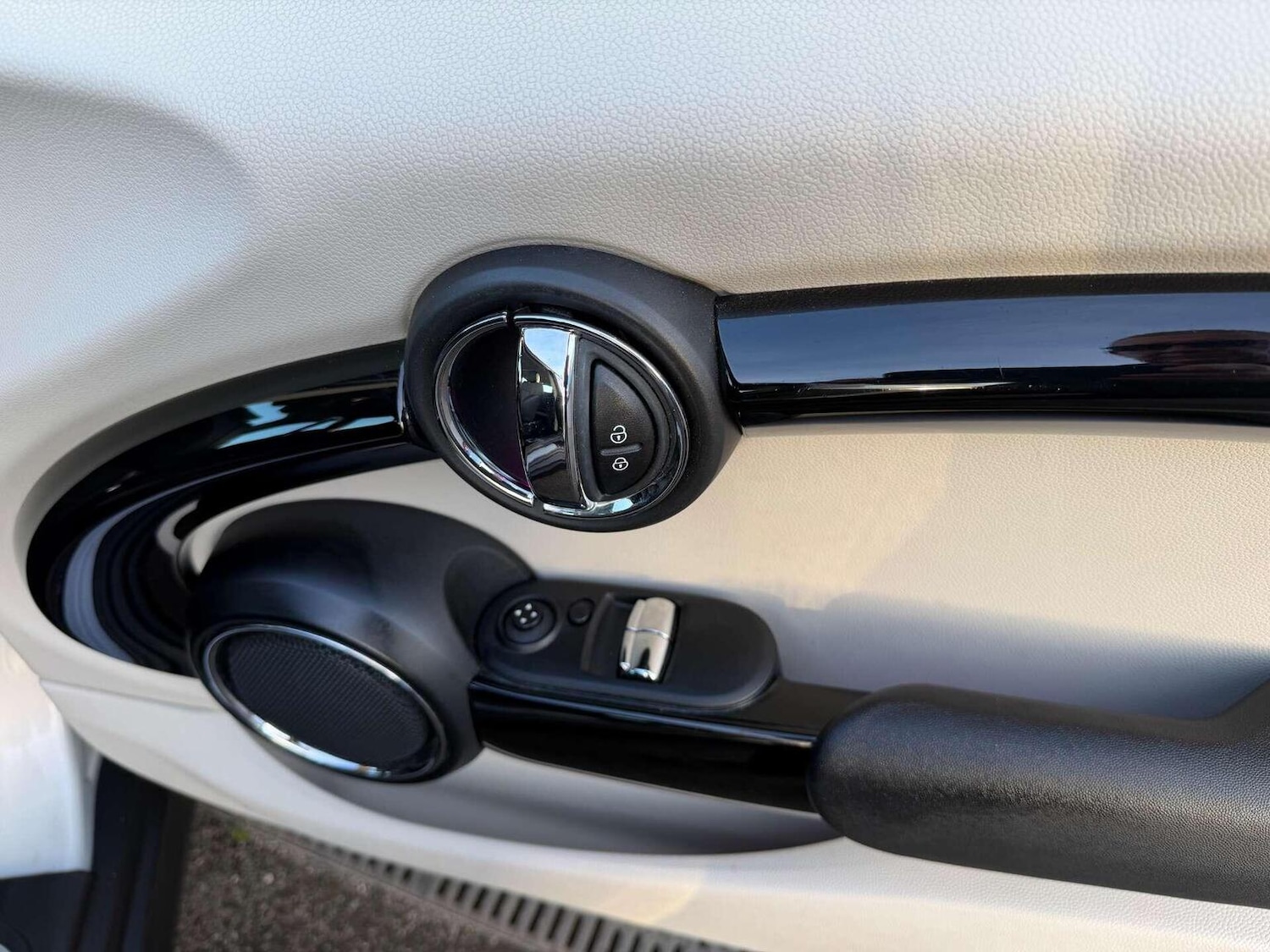 Used MINI Hatch 2015 for sale - 76397069: Photo 18