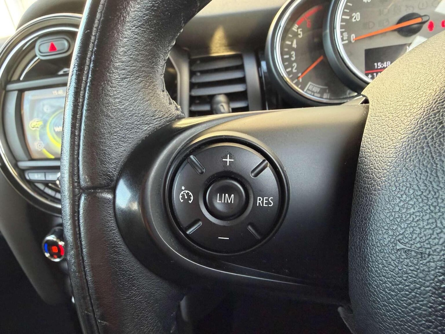 Used MINI Hatch 2015 for sale - 76397069: Photo 3