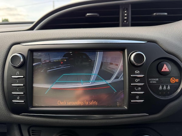 Used Toyota Yaris 2019 for sale - 76198214: Photo 11