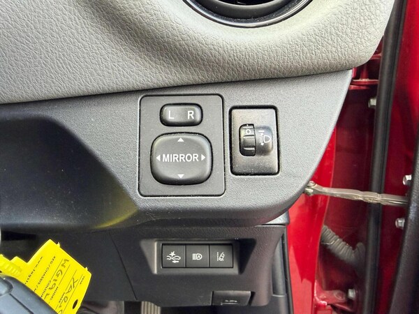 Used Toyota Yaris 2019 for sale - 76198214: Photo 19