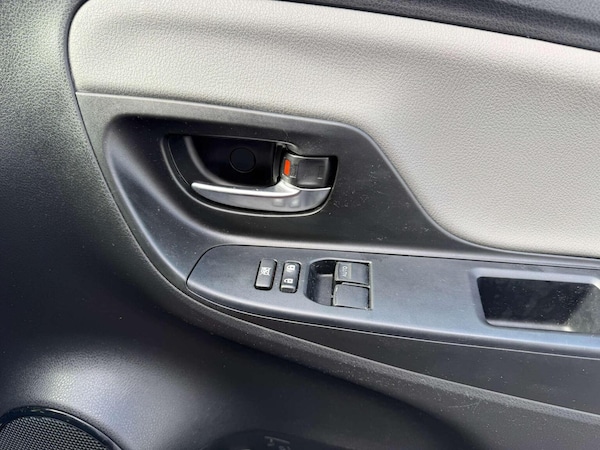 Used Toyota Yaris 2019 for sale - 76198214: Photo 21