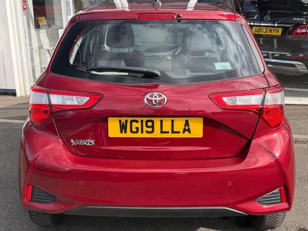 Used Toyota Yaris 2019 for sale - 76198214: Photo 32