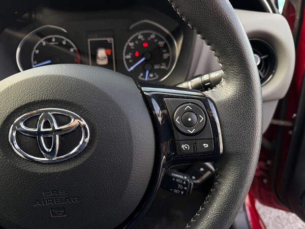 Used Toyota Yaris 2019 for sale - 76198214: Photo 6