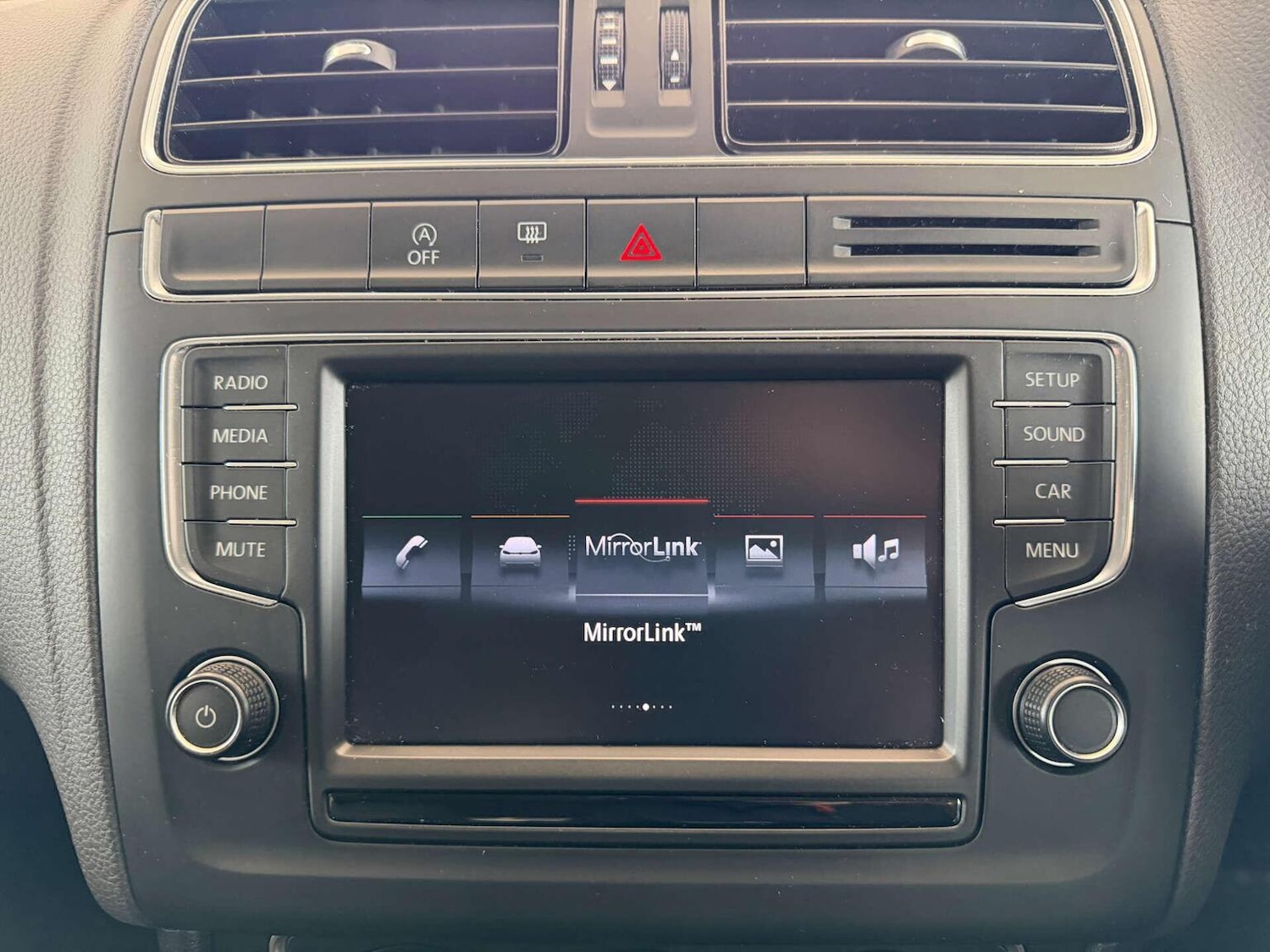 Used Volkswagen Polo 2015 for sale - 77881002: Photo 11