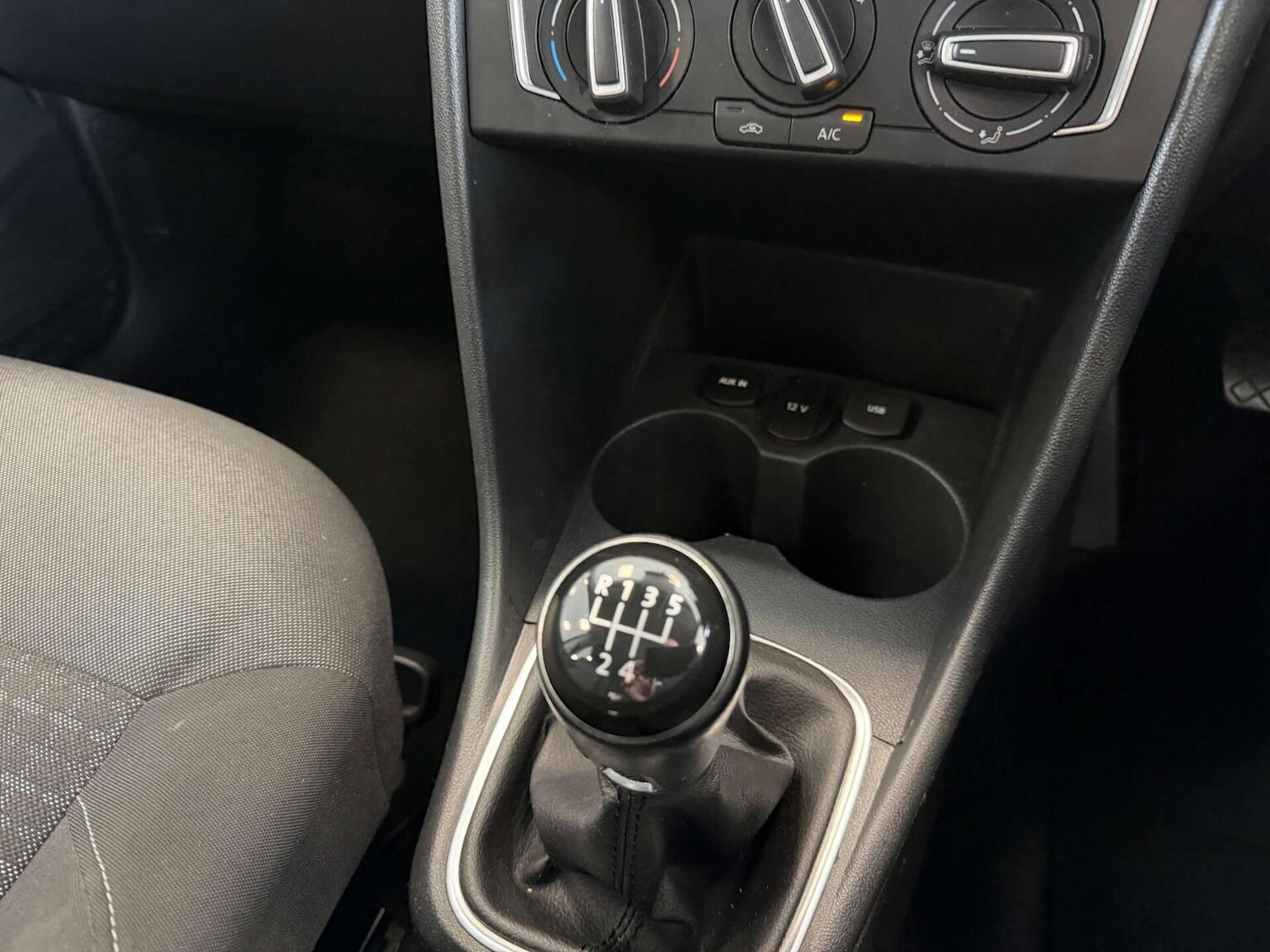 Used Volkswagen Polo 2015 for sale - 77881002: Photo 14