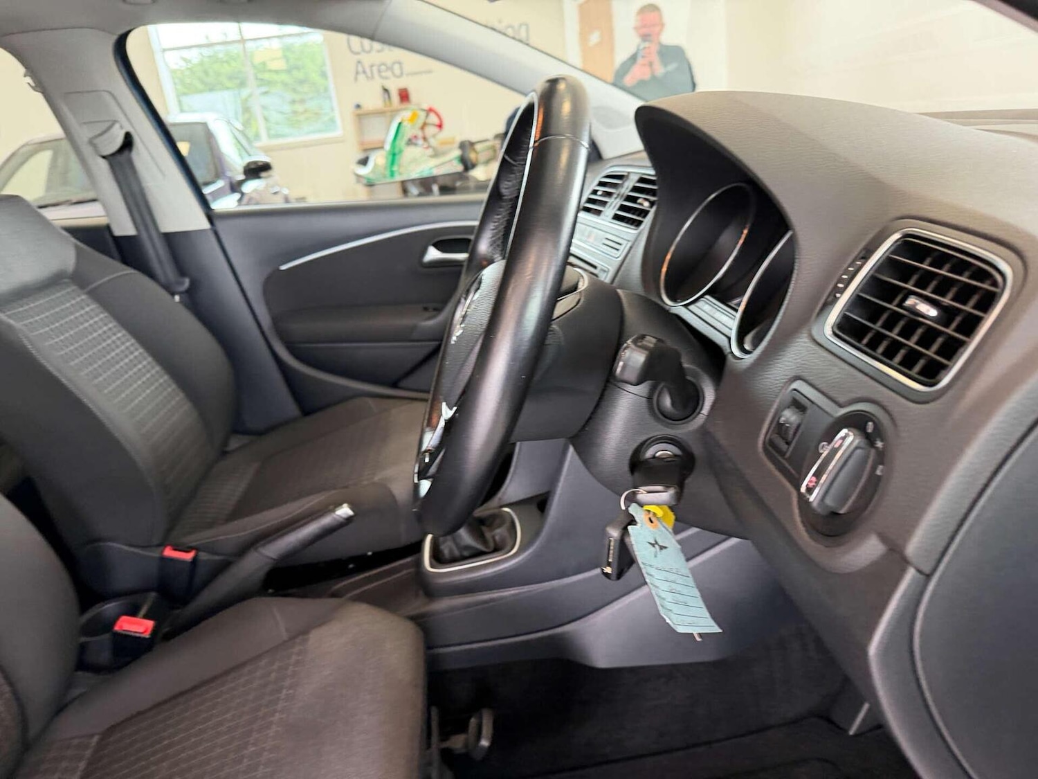 Used Volkswagen Polo 2015 for sale - 77881002: Photo 22