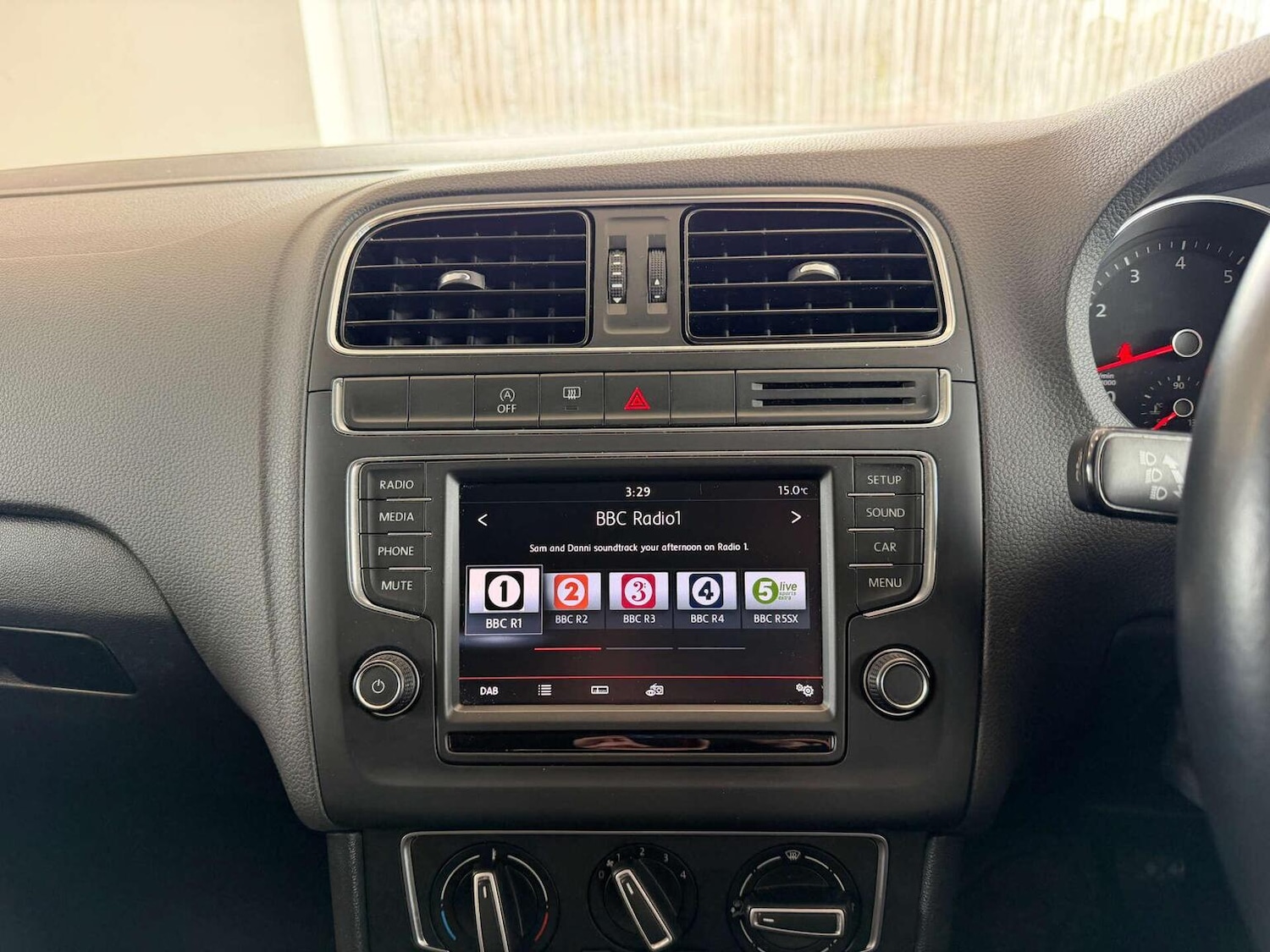 Used Volkswagen Polo 2015 for sale - 77881002: Photo 9