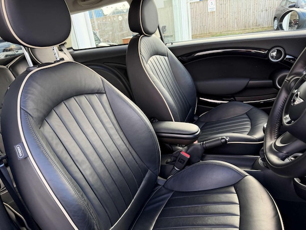 Used MINI Hatch 2011 for sale - 76174093: Photo 22