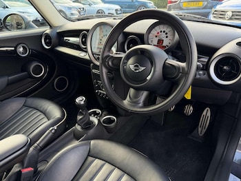 Used MINI Hatch 2011 for sale - 76174093: Photo 3