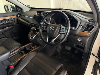 Used Honda CR-V 2018 for sale - 79168031: Photo