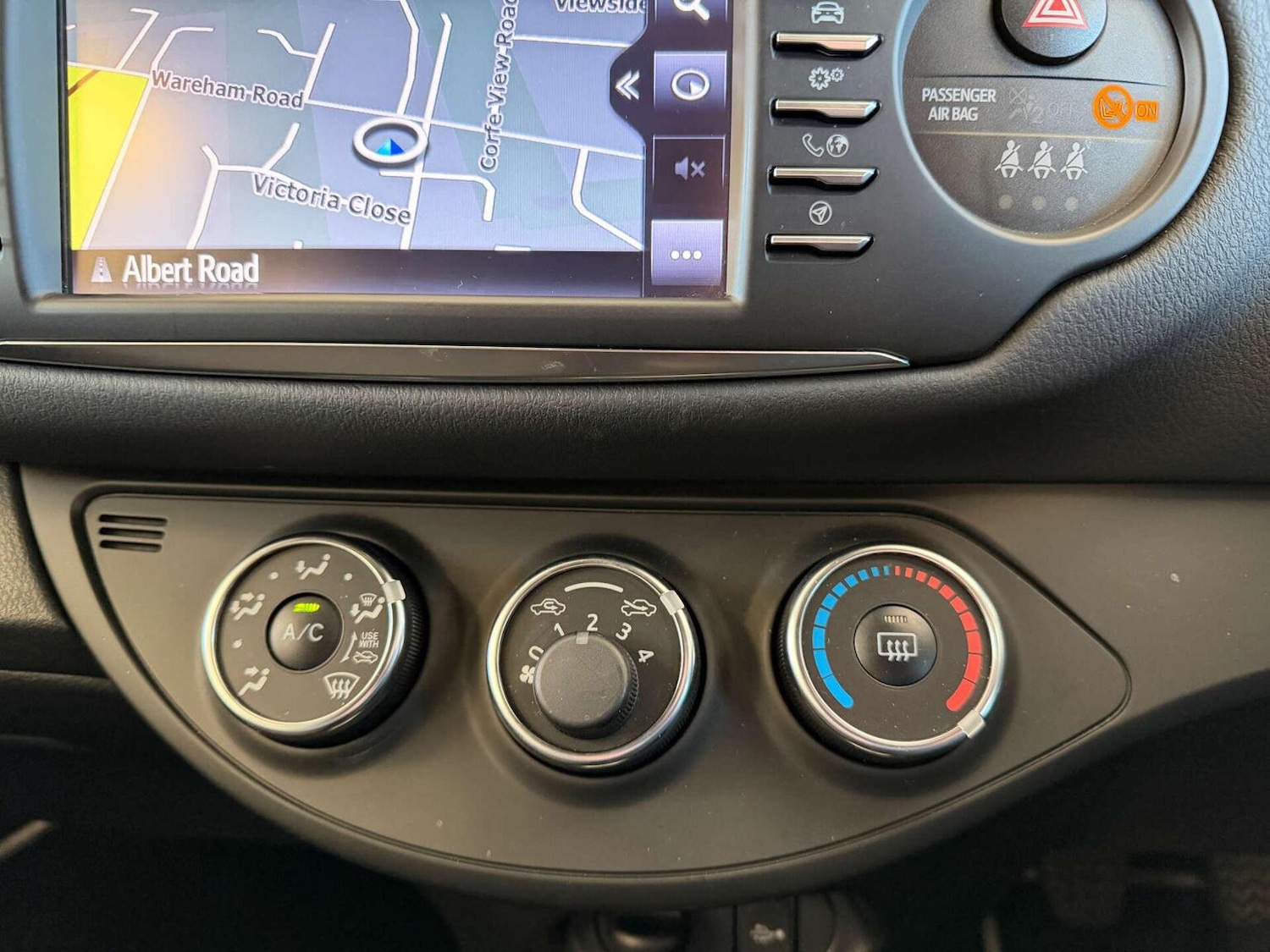 Used Toyota Yaris 2018 for sale - 77093932: Photo 14