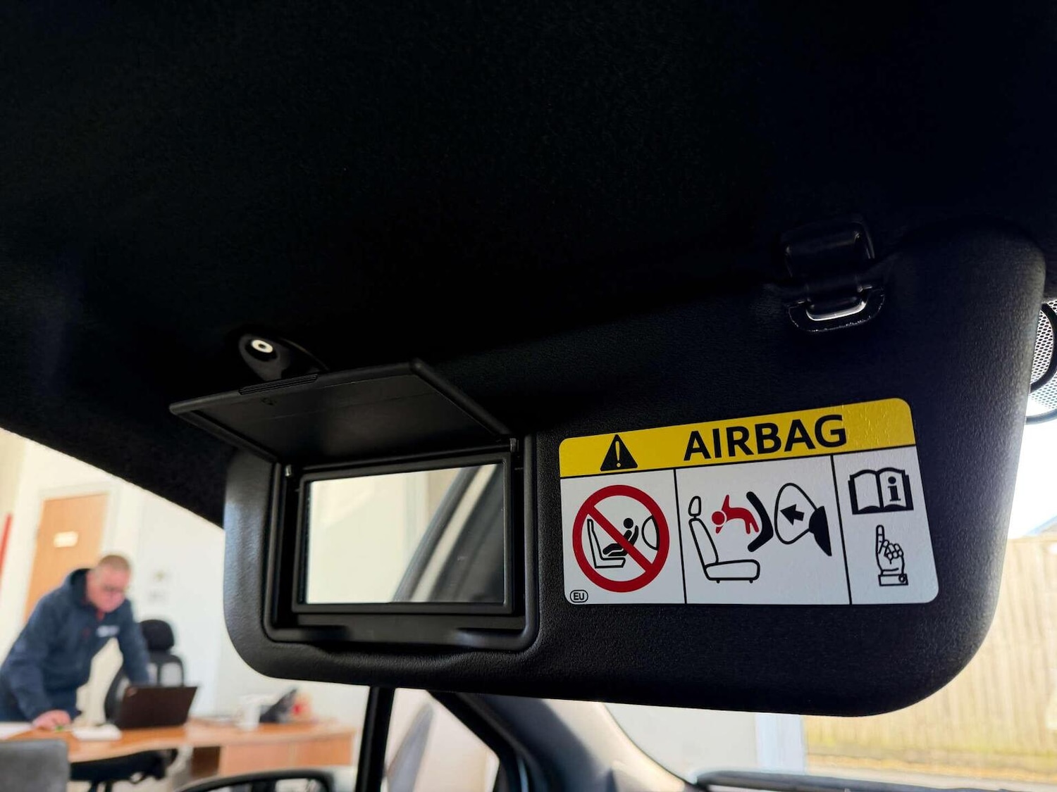 Used Toyota Yaris 2018 for sale - 77093932: Photo 18