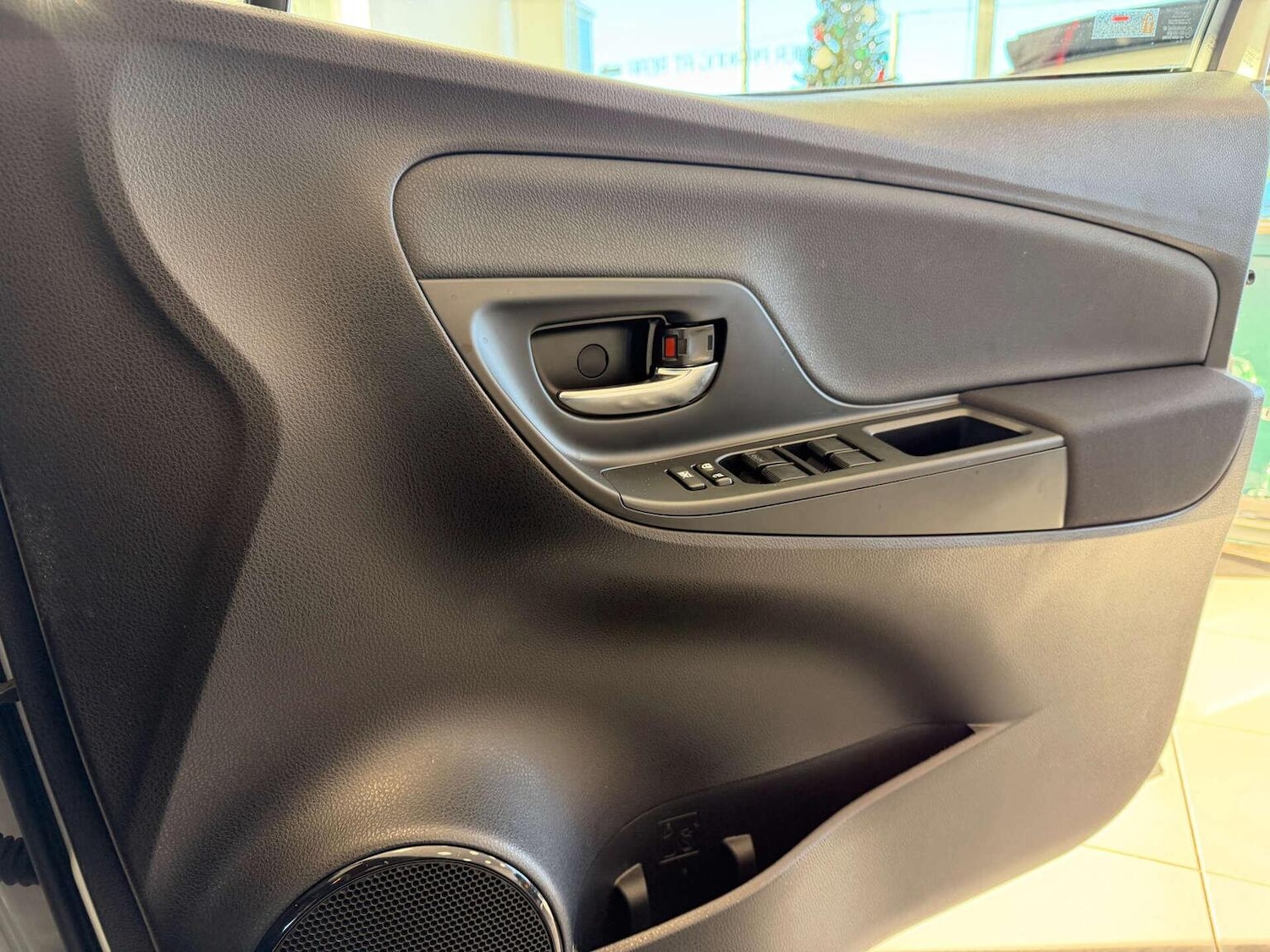 Used Toyota Yaris 2018 for sale - 77093932: Photo 22