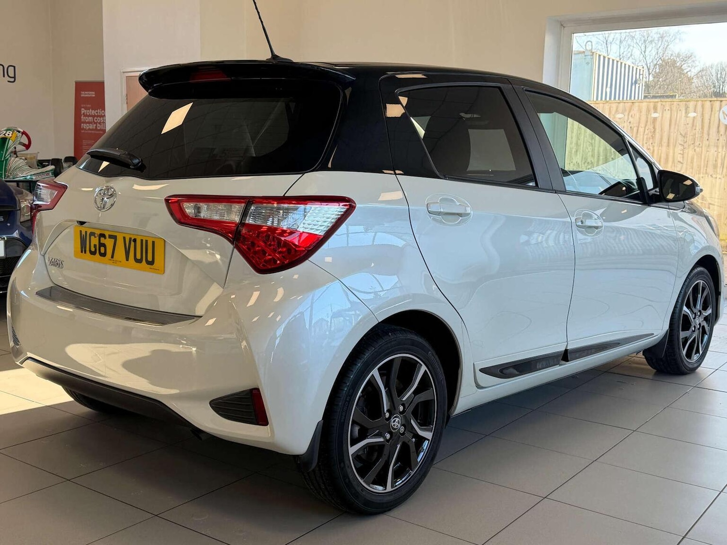 Used Toyota Yaris 2018 for sale - 77093932: Photo 38