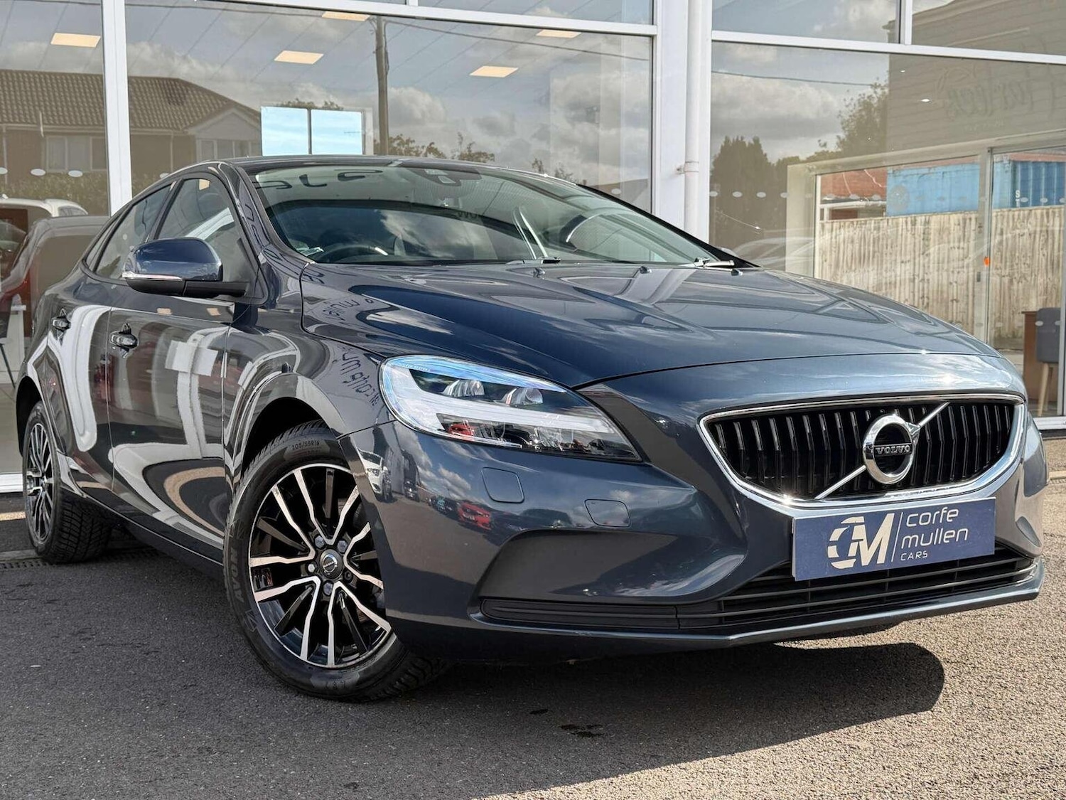 Used Volvo V40 2017 for sale - 76107419: Photo 50