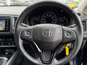 Used Honda HR-V 2015 for sale - 78584403: Photo