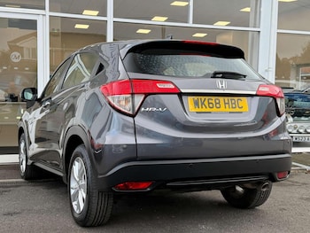 Used Honda HR-V 2018 for sale - 76418411: Photo