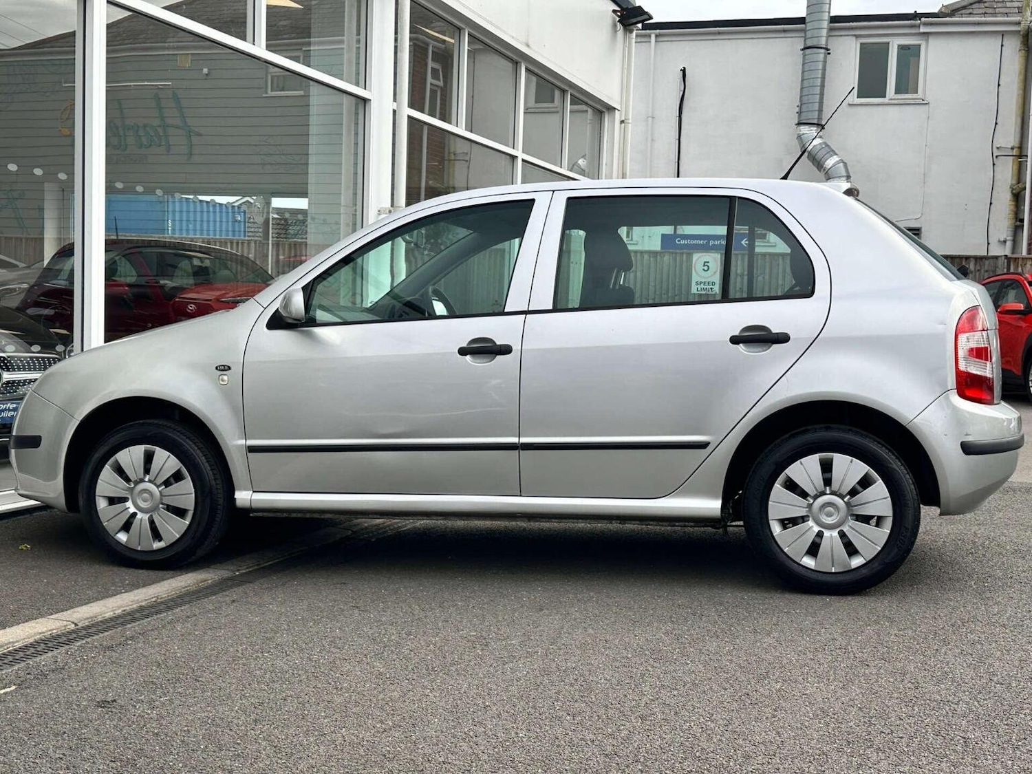 Vehicle 29