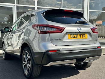 Used Nissan Qashqai 2021 for sale - 76149323: Photo 2