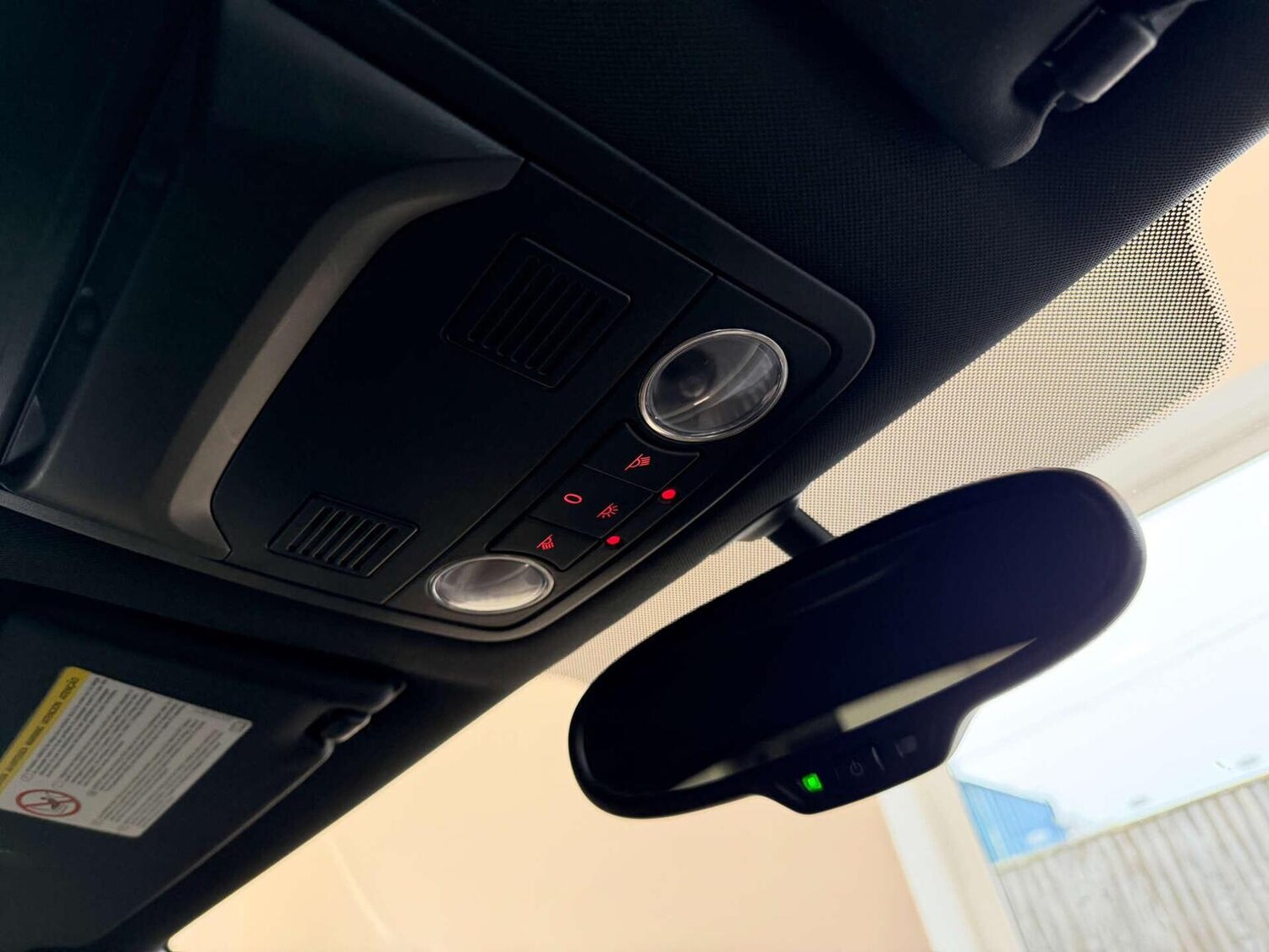 Used Volkswagen Beetle 2014 for sale - 77792888: Photo 18