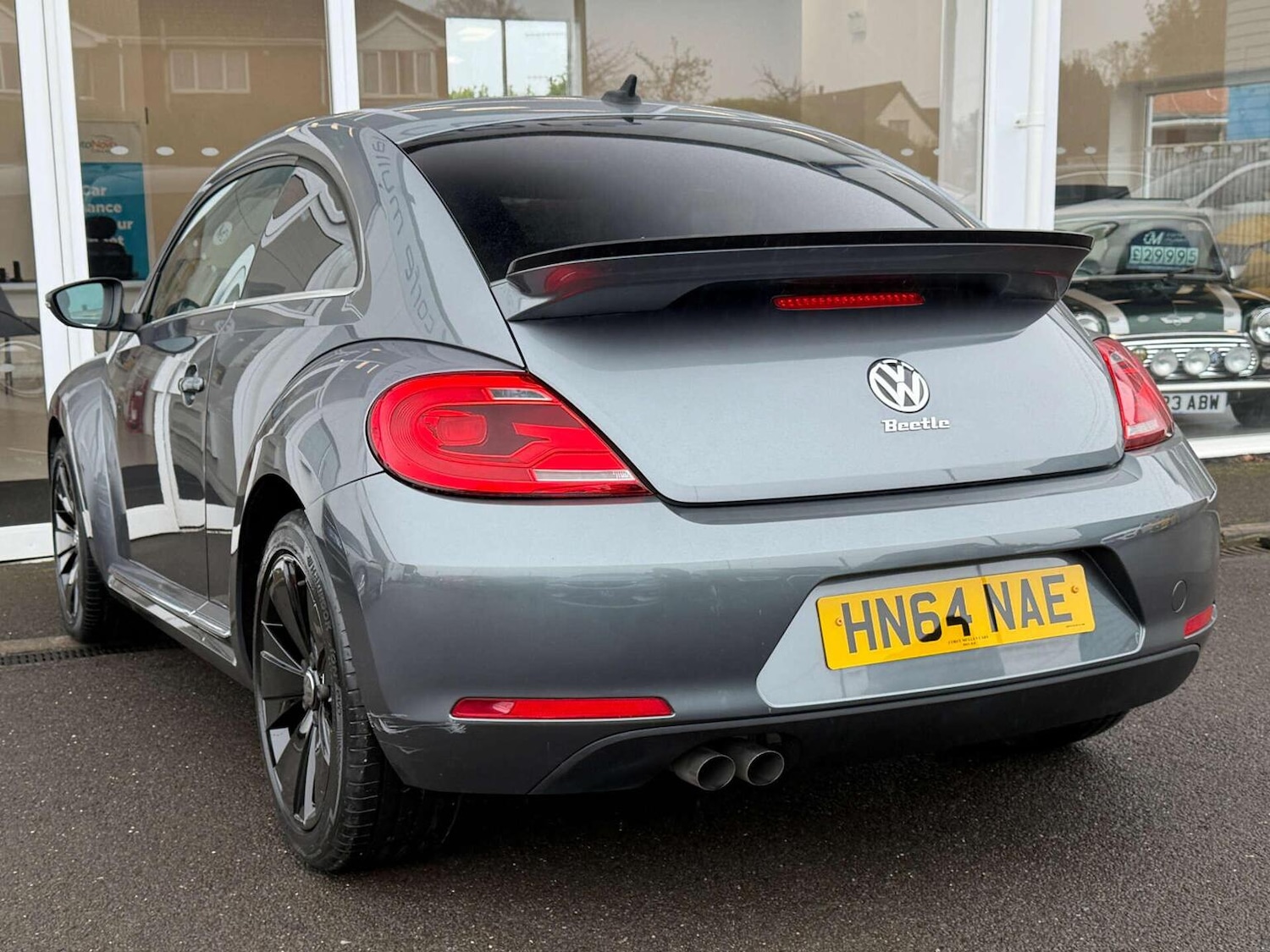 Used Volkswagen Beetle 2014 for sale - 77792888: Photo 2