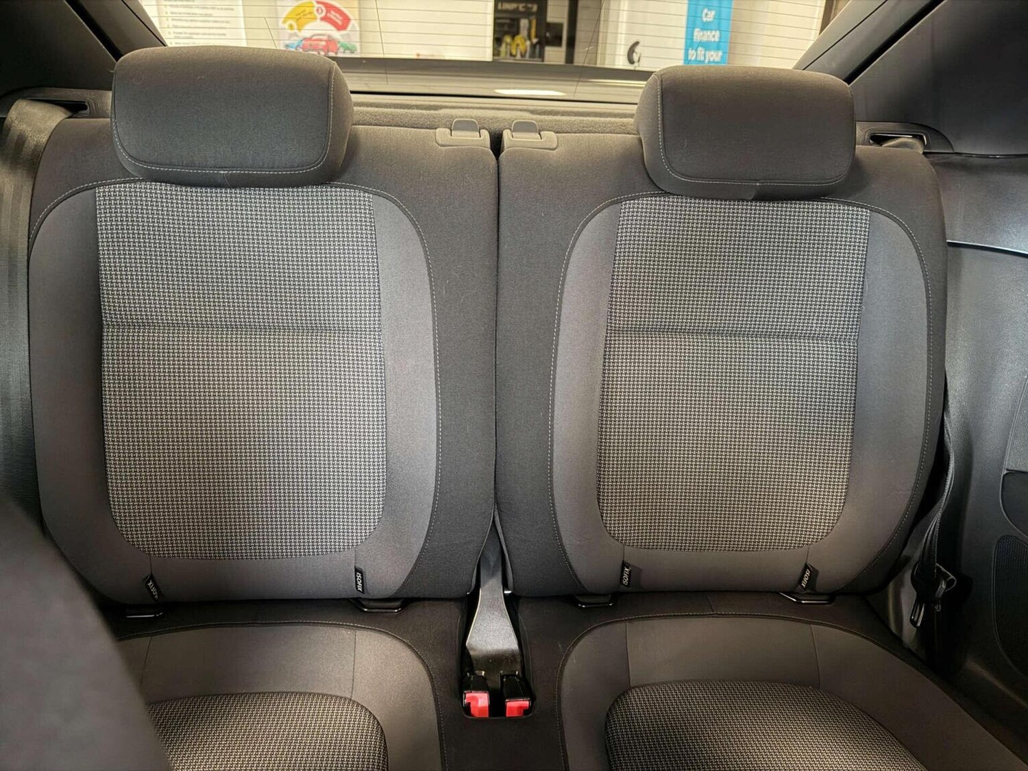 Used Volkswagen Beetle 2014 for sale - 77792888: Photo 25