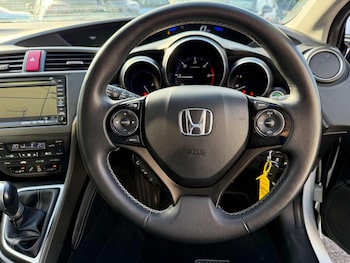 Used Honda Civic 2014 for sale - 77668574: Photo