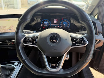 Used Volkswagen Golf 2022 for sale - 79531579: Photo