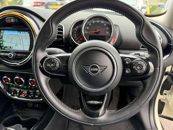 Used MINI Clubman 2019 for sale - 78323956: Photo