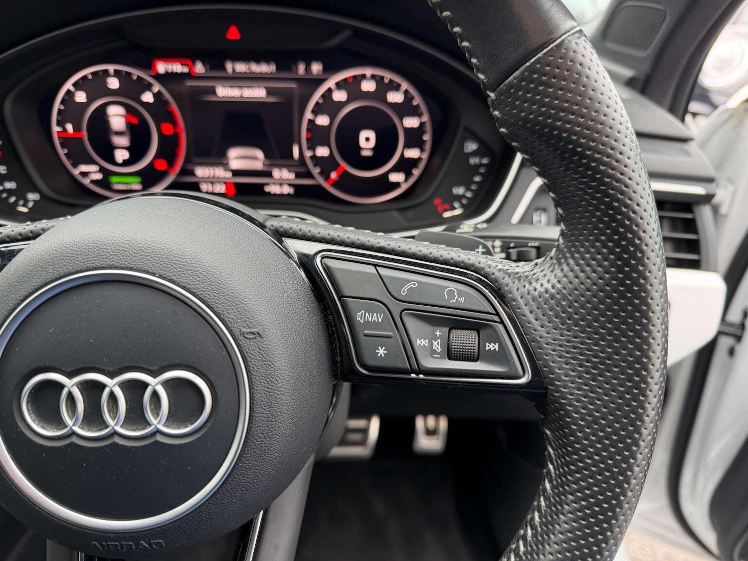 Used Audi A4 2017 for sale - 76149288: Photo 6