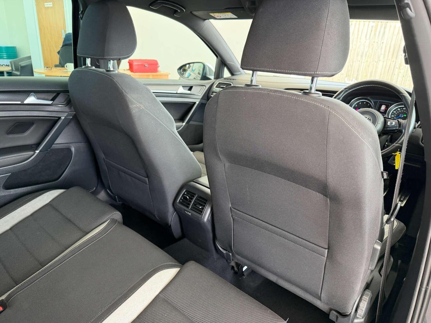 Used Volkswagen Golf 2016 for sale - 78070546: Photo 30