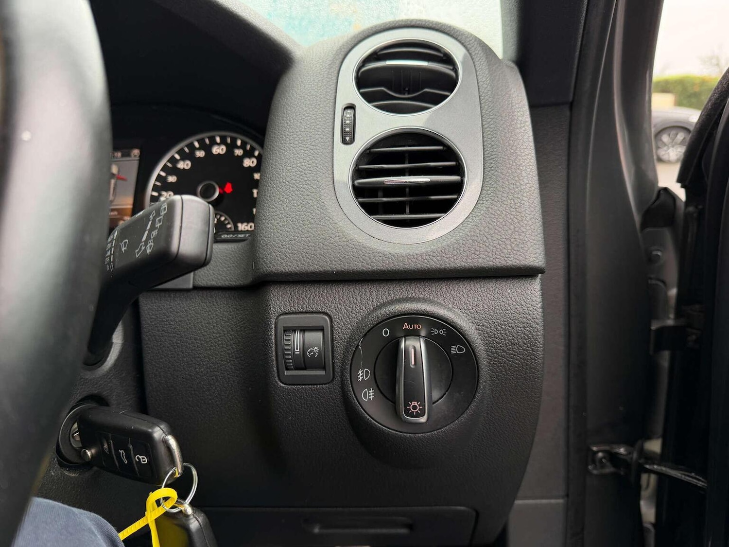 Used Volkswagen Tiguan 2013 for sale - 76510822: Photo 21