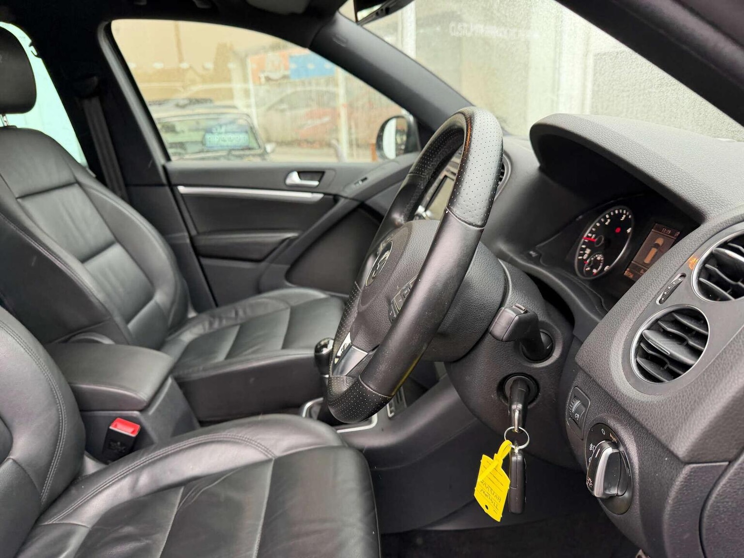 Used Volkswagen Tiguan 2013 for sale - 76510822: Photo 24