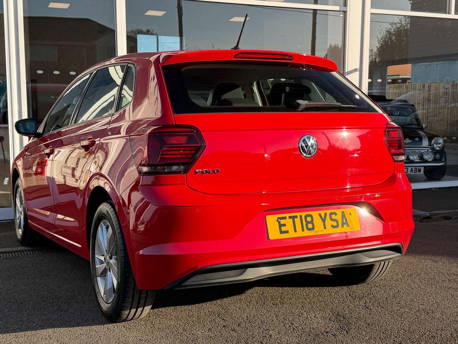 Used Volkswagen Polo 2018 for sale - 77792778: Photo 2