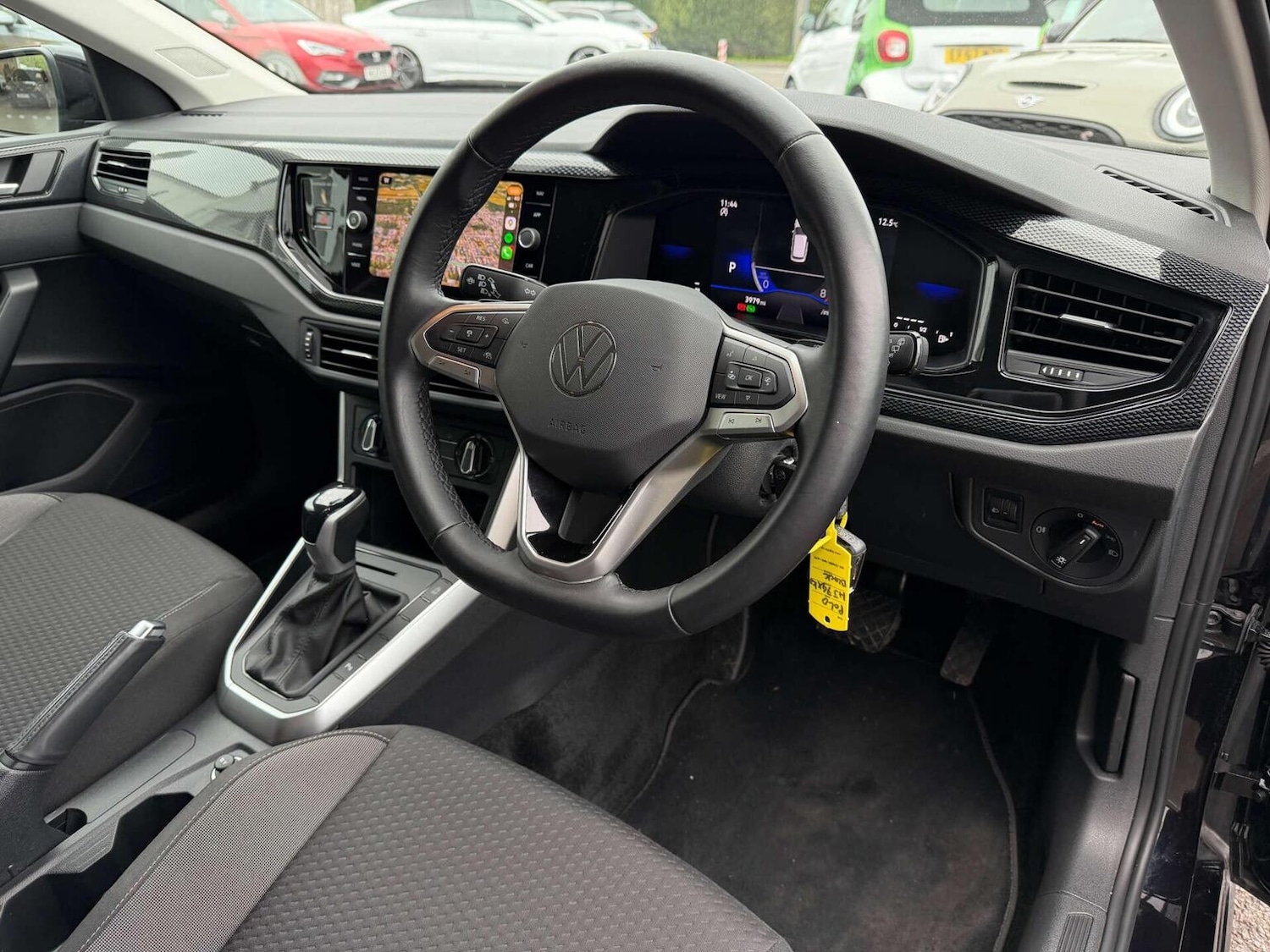 Used Volkswagen Polo 2024 for sale - 77610057: Photo 3