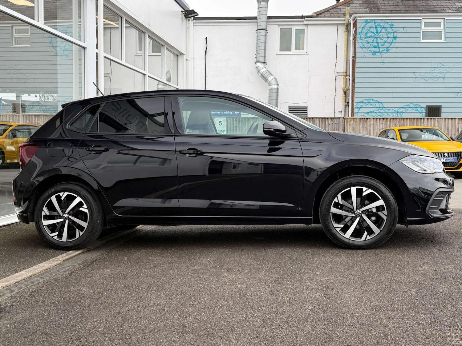 Used Volkswagen Polo 2024 for sale - 77610057: Photo 35