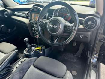 Used MINI Hatch 2017 for sale - 74905534: Photo
