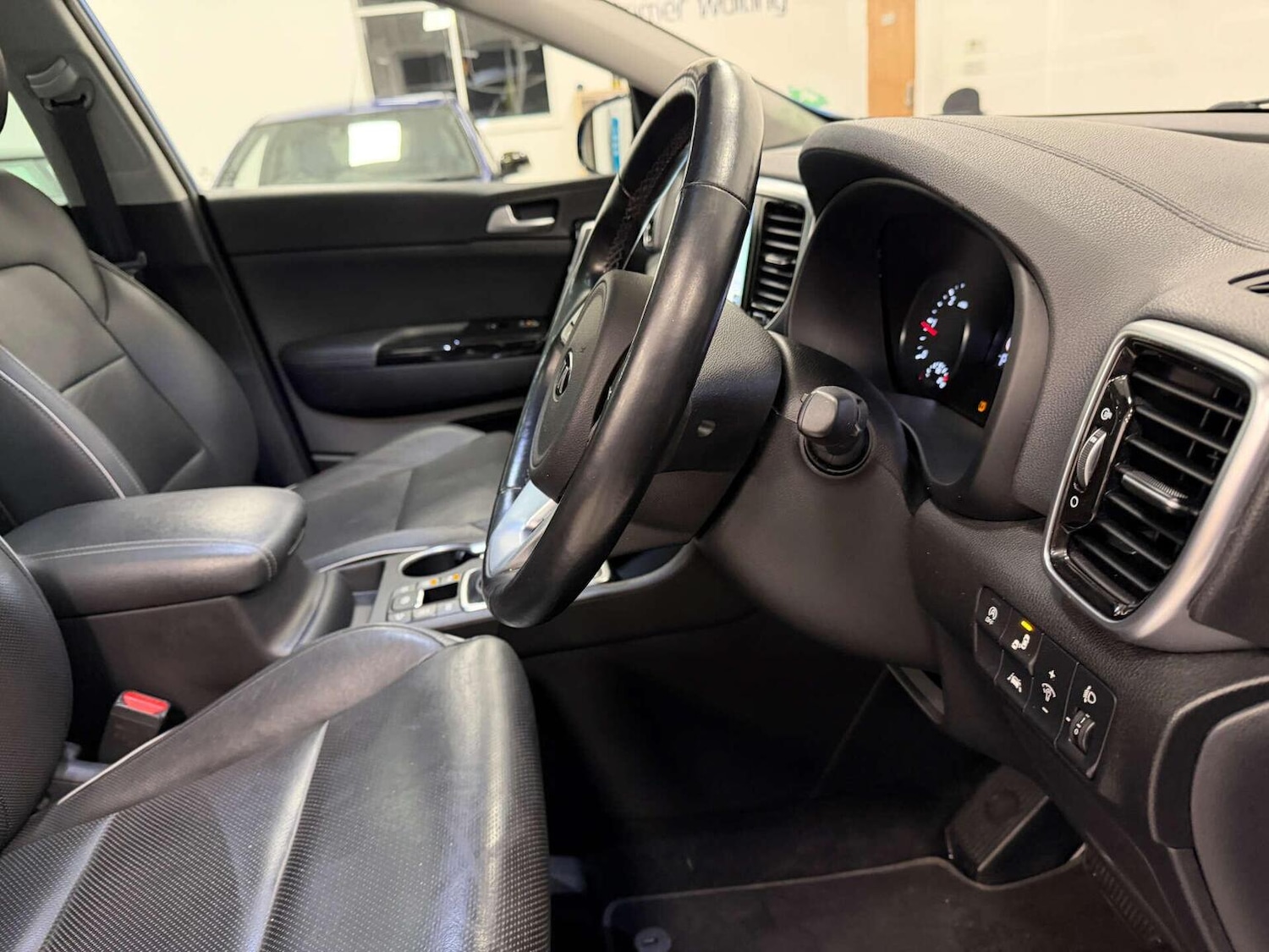 Used Kia Sportage 2019 for sale - 76687211: Photo 29